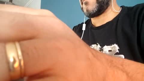 miker1239 online show from 01-09-25, 04:06