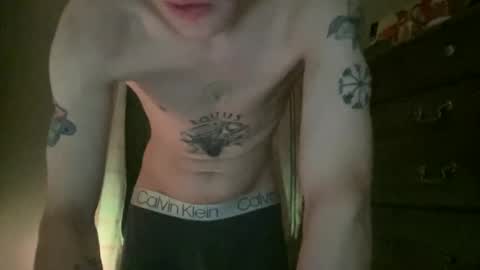 Snapshot of mikeswanston chatting on 11-23-25, 02:00 Mike Swanston online show from 11-23-25, 02:00