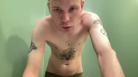 Snapshot of mikeswanston chatting on 05-04-26, 05:20 Mike Swanston online show from 05-04-26, 05:20