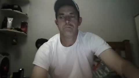 Snapshot of mikeundies chatting on 06-02-26, 11:51 mikeundies online show from 06-02-26, 11:51