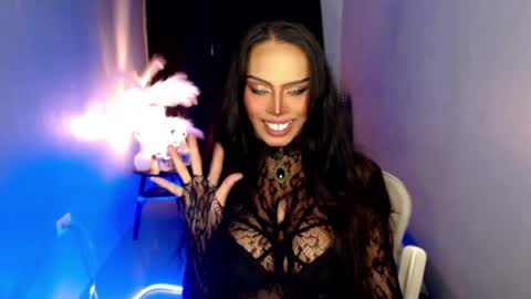 Mistress MikeyAlawi online show from 05-20-26, 05:46