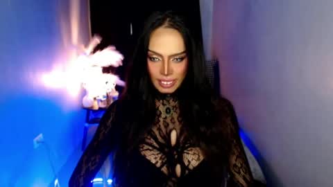 Mistress MikeyAlawi online show from 06-27-26, 05:12