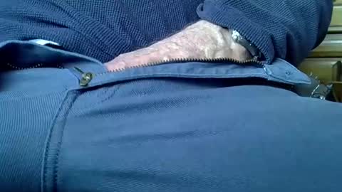 Snapshot of mikeybed chatting on 01-13-25, 10:14 mikeybed online show from 01-13-25, 10:14