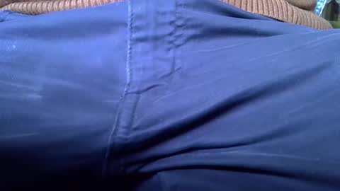 Snapshot of mikeybed chatting on 02-10-25, 10:20 mikeybed online show from 02-10-25, 10:20