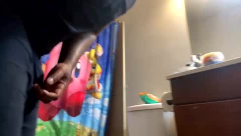 Snapshot of mikeyblunt chatting on 01-13-25, 10:25 mikeyblunt online show from 01-13-25, 10:25