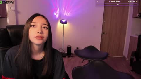 VIOLETAMIKE online show from 05-26-26, 10:33
