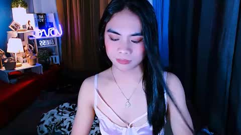 Snapshot of mikhayla_and_zeus_room chatting on 01-24-25, 07:51 Mikhayla and Zeus online show from 01-24-25, 07:51