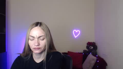 Adalina online show from 04-19-26, 05:23