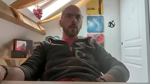 mikmik91 online show from 12-19-24, 10:13