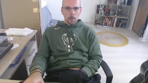 mikmik91 online show from 10-16-25, 09:54