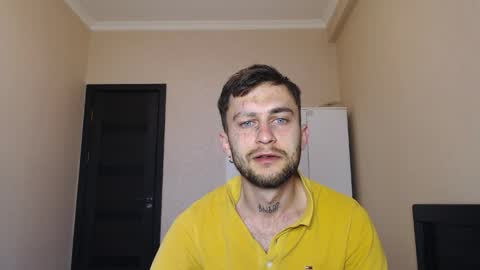 Snapshot of mikw63 chatting on 04-04-26, 05:16 Sin online show from 04-04-26, 05:16