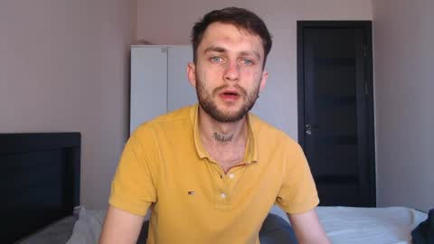 Snapshot of mikw63 chatting on 04-08-26, 04:56 Sin online show from 04-08-26, 04:56