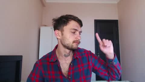 Snapshot of mikw63 chatting on 04-23-26, 05:19 Sin online show from 04-23-26, 05:19