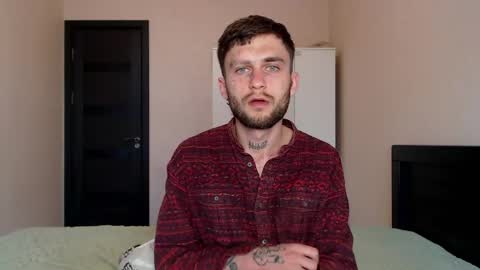 Snapshot of mikw63 chatting on 05-11-26, 04:29 Sin online show from 05-11-26, 04:29