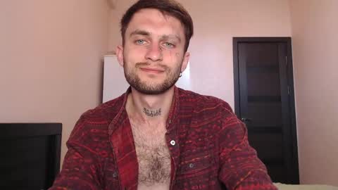Snapshot of mikw63 chatting on 05-30-26, 04:42 Sin online show from 05-30-26, 04:42
