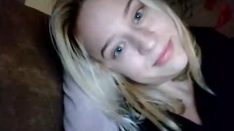 Snapshot of mila_420 chatting on 12-20-25, 11:50 Mila 420 online show from 12-20-25, 11:50