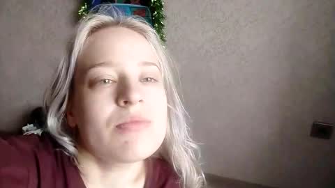 Mila 420 online show from 04-27-26, 03:37
