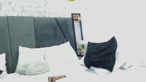 Snapshot of mila_adamss chatting on 12-23-24, 05:11 mila_adamss online show from 12-23-24, 05:11