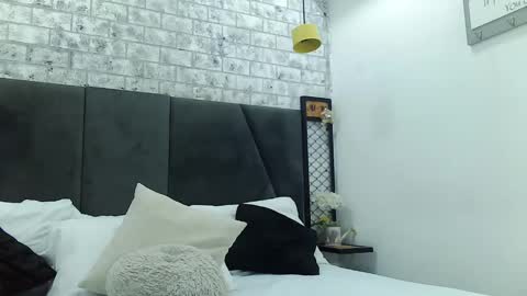 Snapshot of mila_adamss chatting on 01-03-25, 10:31 mila_adamss online show from 01-03-25, 10:31