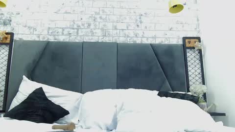 Snapshot of mila_adamss chatting on 01-09-25, 02:40 mila_adamss online show from 01-09-25, 02:40