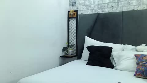 Snapshot of mila_adamss chatting on 01-27-25, 10:27 mila_adamss online show from 01-27-25, 10:27