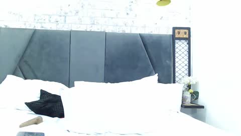 Snapshot of mila_adamss chatting on 02-17-25, 01:36 mila_adamss online show from 02-17-25, 01:36