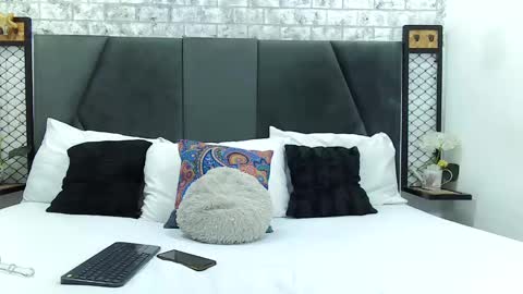 Snapshot of mila_adamss chatting on 03-05-25, 11:28 mila_adamss online show from 03-05-25, 11:28