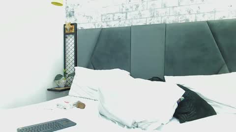 Snapshot of mila_adamss chatting on 03-12-25, 01:51 mila_adamss online show from 03-12-25, 01:51