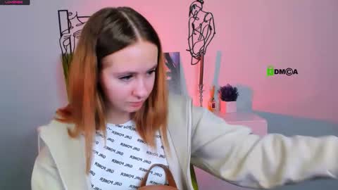 mila_glow online show from 10-18-25, 07:14