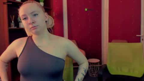 mila_glow online show from 02-03-26, 12:32