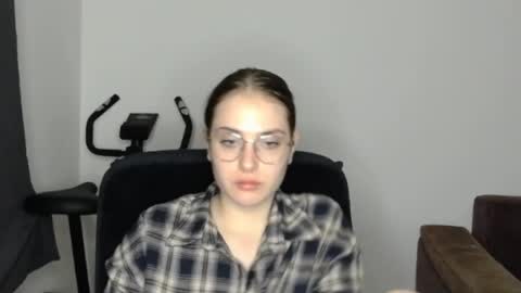 Snapshot of mila_keyy chatting on 05-30-26, 09:12 mila_keyy online show from 05-30-26, 09:12