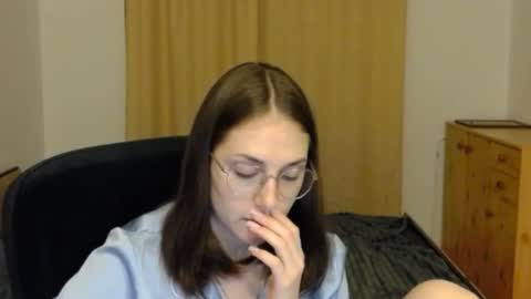 Snapshot of mila_keyy chatting on 07-13-26, 09:39 mila_keyy online show from 07-13-26, 09:39