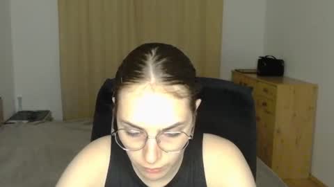 Snapshot of mila_keyy chatting on 08-02-26, 08:40 mila_keyy online show from 08-02-26, 08:40