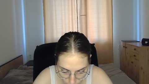 Snapshot of mila_keyy chatting on 08-07-26, 06:10 mila_keyy online show from 08-07-26, 06:10