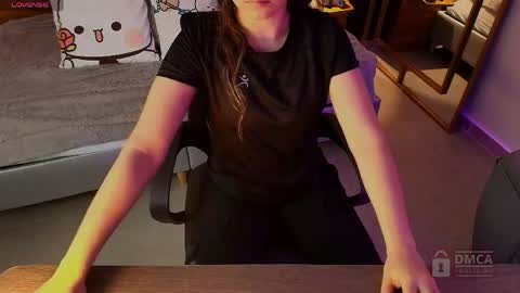 Milena  online show from 04-16-26, 11:11