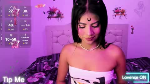 laura online show from 11-15-25, 08:38