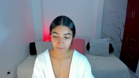 Snapshot of mila_rose1 chatting on 04-28-26, 12:31 martina online show from 04-28-26, 12:31