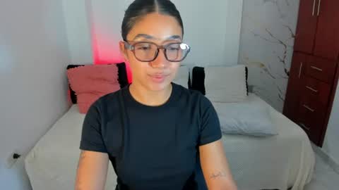 Snapshot of mila_rose1 chatting on 06-15-26, 03:20 martina online show from 06-15-26, 03:20