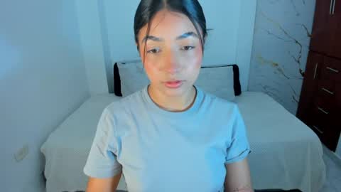 Snapshot of mila_rose1 chatting on 06-30-26, 01:06 martina online show from 06-30-26, 01:06