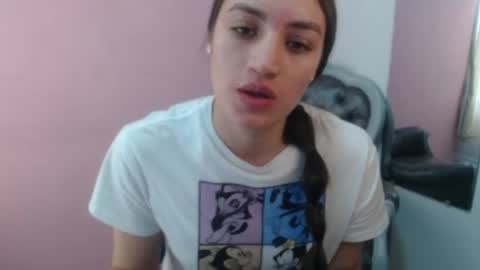 mila_sexy69 online show from 06-01-26, 02:52