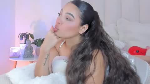 mila_stark333 online show from 04-20-26, 04:15