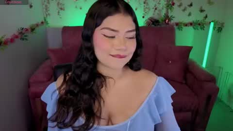 Mila  online show from 06-29-26, 07:14