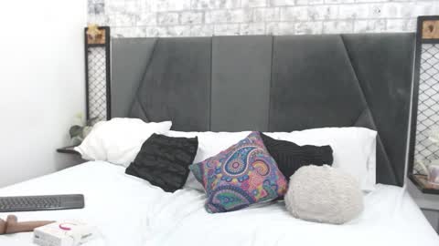 mila online show from 02-03-25, 11:53