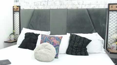 mila online show from 02-19-25, 11:28