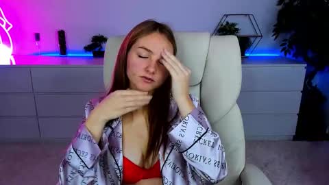 Snapshot of milaaddam chatting on 10-25-25, 06:32 Milla online show from 10-25-25, 06:32