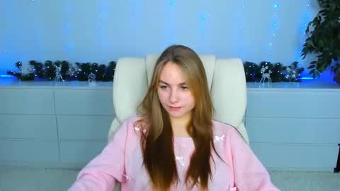 Snapshot of milaaddam chatting on 12-18-25, 06:41 Milla online show from 12-18-25, 06:41