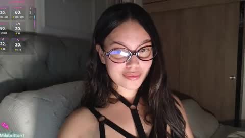 Snapshot of milabritton1 chatting on 11-22-25, 12:31 Vale online show from 11-22-25, 12:31