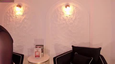 Snapshot of milacoleman chatting on 11-02-25, 11:07 Mila online show from 11-02-25, 11:07