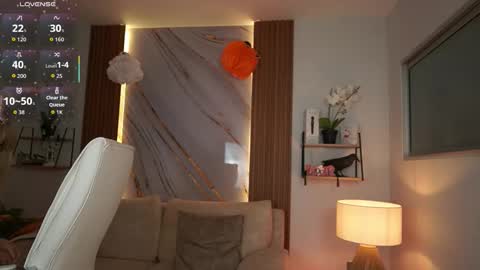 milacrave online show from 10-31-25, 11:44