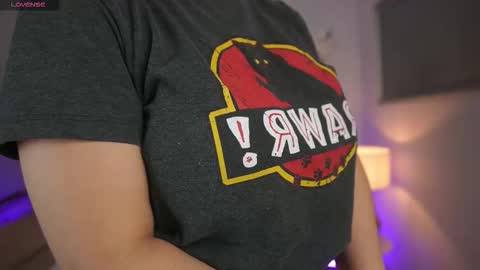 milacrave online show from 12-18-25, 11:38